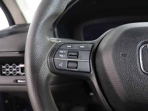 Used 2023 Honda Accord EX image 41