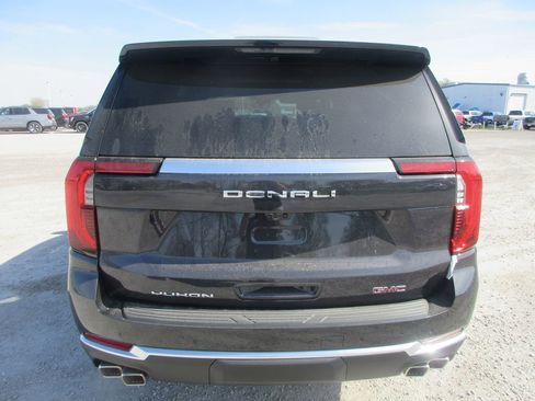 New 2026 GMC Yukon Denali image 5