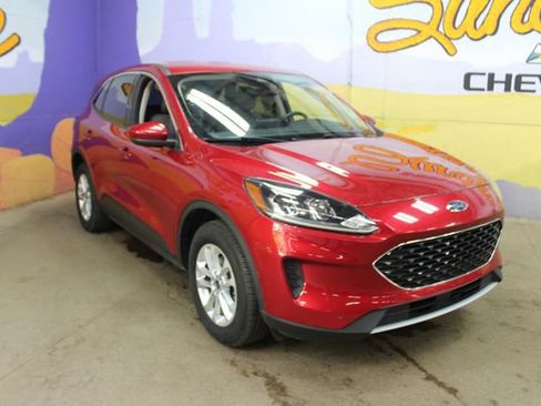 Used 2020 Ford Escape SE AWD/4WD image 4