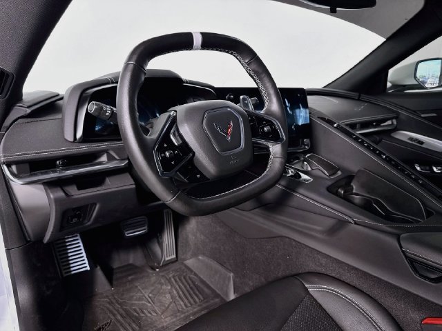 Used 2023 Chevrolet Corvette Stingray Coupe w/ 1LT RWD image 9