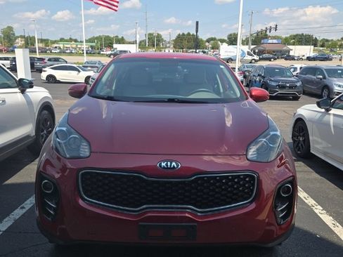 Used 2019 Kia Sportage LX AWD/4WD image 2