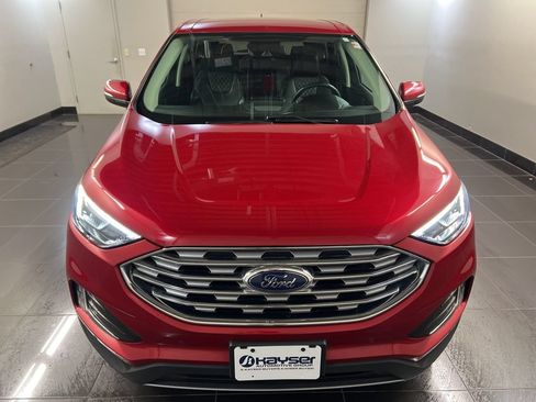 Used 2024 Ford Edge Titanium AWD/4WD image 2