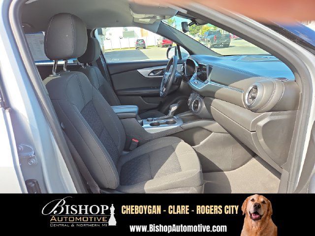 Used 2021 Chevrolet Blazer LT AWD/4WD image 15