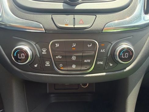 Certified 2024 Chevrolet Equinox LT FWD image 31