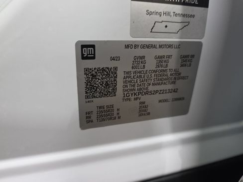 Used 2023 Cadillac XT6 Premium Luxury w/ LPO, Floor Liner Package AWD/4WD image 35
