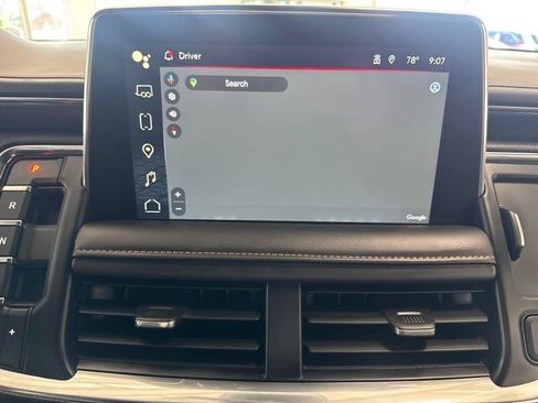 Used 2023 GMC Yukon AT4 AWD/4WD image 5
