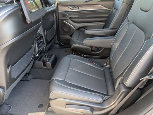 New 2025 Jeep Grand Cherokee L Overland w/ Advanced Protech Group III image 29