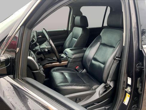 Used 2018 Chevrolet Tahoe LT AWD/4WD image 8