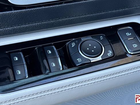 Used 2025 Lincoln Aviator Reserve w/ Equipment Group 201A AWD/4WD image 12