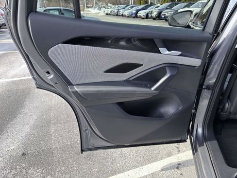 Used 2025 Volkswagen Tiguan S image 14