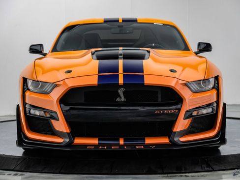 Used 2020 Ford Mustang Shelby GT500 w/ Carbon Fiber Track Pack RWD image 35