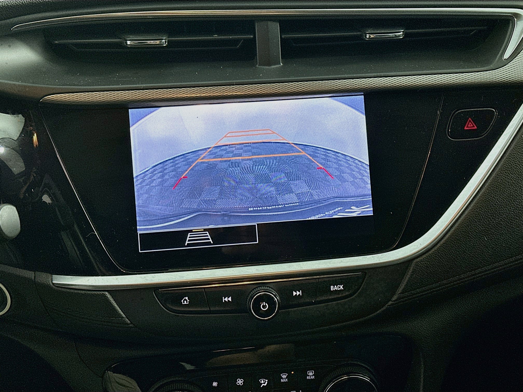 Used 2020 Buick Encore GX Select w/ Sport Touring Package FWD image 23