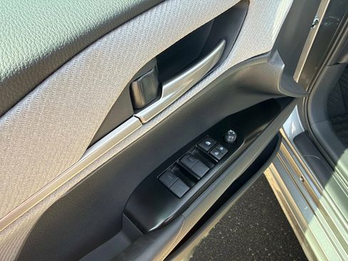 New 2026 Toyota Camry SE FWD image 18