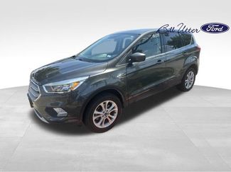 Used 2019 Ford Escape SE FWD video 1