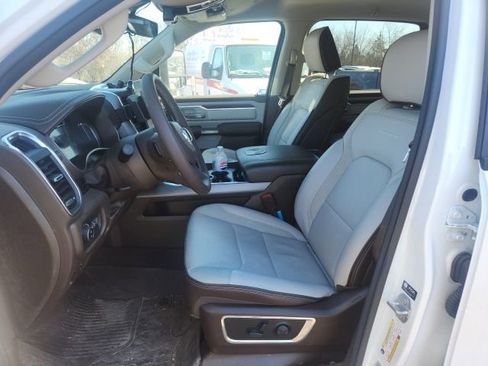 Used 2025 RAM 1500 Laramie image 13