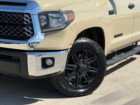 Used 2019 Toyota Tundra SR5 w/ SR5 Upgrade Package image 2