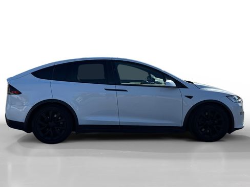 Used 2022 Tesla Model X Base image 6