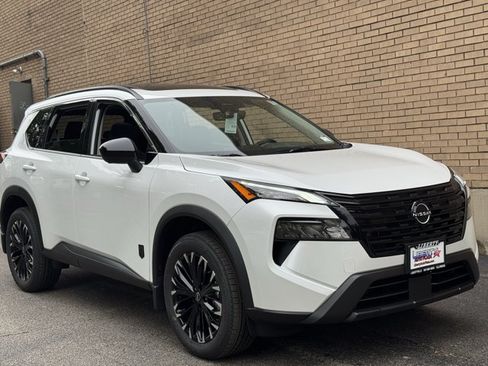 New 2026 Nissan Rogue Dark Armor AWD/4WD image 30