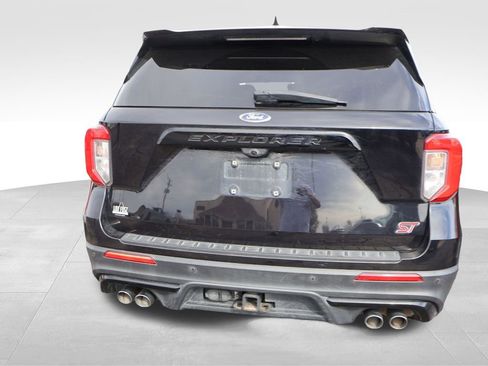 Used 2020 Ford Explorer ST w/ ST High-Performance Pack image 18