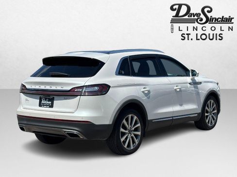 Used 2019 Lincoln Nautilus Select FWD image 3