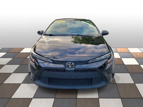 Used 2022 Toyota Corolla LE FWD image 2