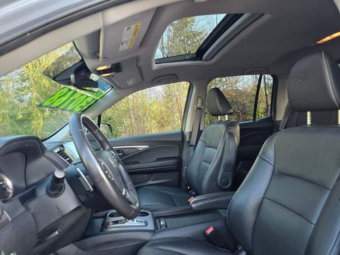 Certified 2023 Honda Ridgeline RTL image 12