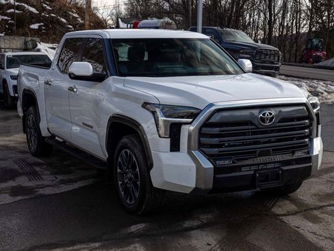 Used 2026 Toyota Tundra Limited w/ Power Package image 3