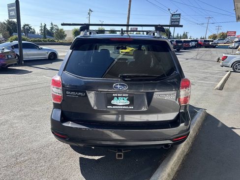 Used 2016 Subaru Forester 2.5i Limited w/ Popular Package #1 AWD/4WD image 5