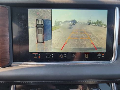 Used 2023 GMC Yukon XL Denali Ultimate image 19