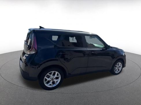 Used 2025 Kia Soul LX w/ LX Technology Package image 14