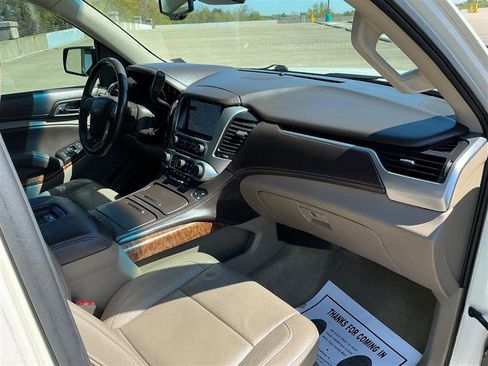 Used 2015 Chevrolet Tahoe LTZ RWD image 40