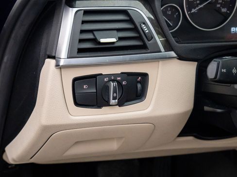 Used 2017 BMW 330i xDrive Sedan image 19