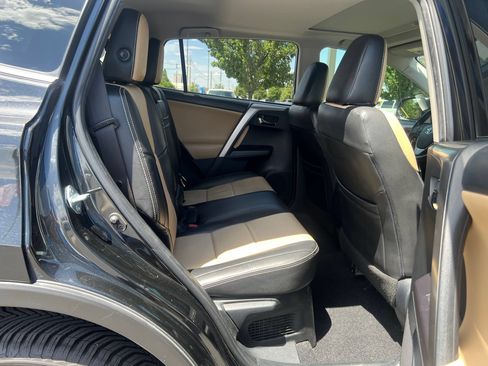 Used 2018 Toyota RAV4 XLE w/ Convenience Package AWD/4WD image 27