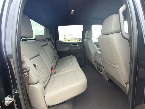 Used 2025 GMC Sierra 1500 SLT image 20