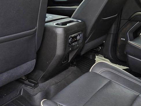 Used 2021 Chevrolet Tahoe Premier w/ Premium Package image 35