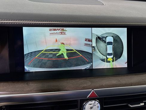 Used 2022 Genesis G90 3.3T Premium image 6