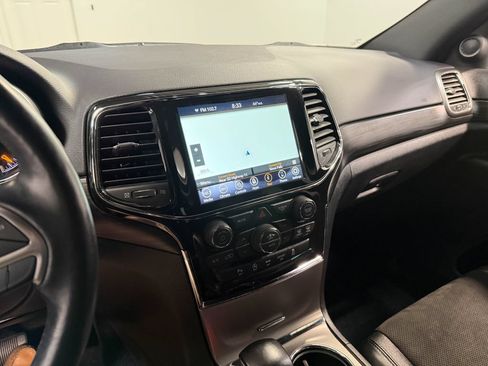Used 2022 Jeep Grand Cherokee Laredo X AWD/4WD image 78