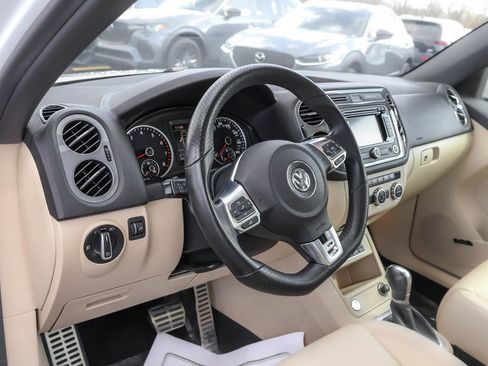 Used 2014 Volkswagen Tiguan R-Line image 14
