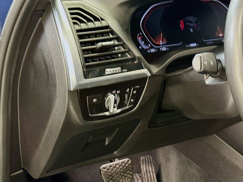 Used 2020 BMW X3 xDrive30i w/ Premium Package image 17