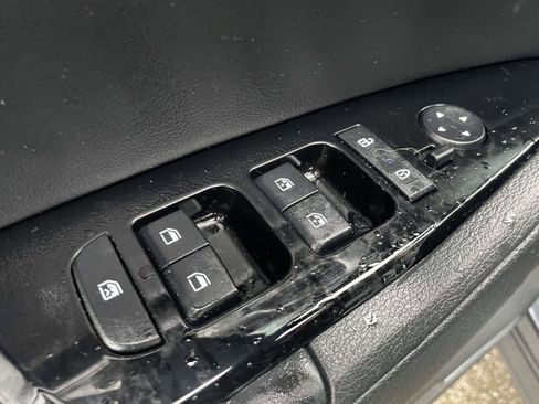 Used 2023 Kia Sportage EX image 13