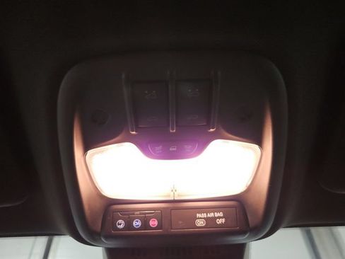 Used 2023 GMC Canyon AT4 w/ Canyon Safety Plus Package AWD/4WD image 36