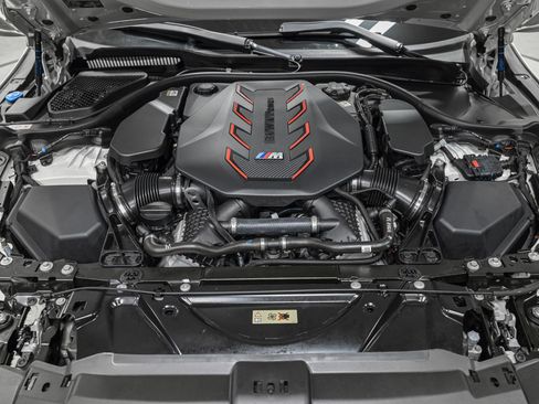 Used 2025 BMW M5 w/ Carbon Package image 11