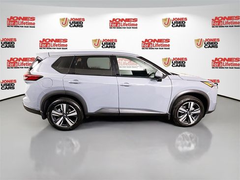 Certified 2025 Nissan Rogue SL image 18