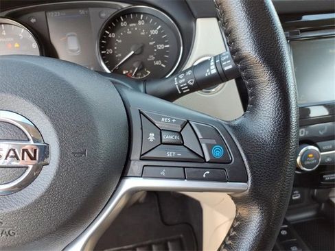 Certified 2022 Nissan Rogue Sport SV w/ Technology Package image 11