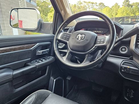 Used 2021 RAM 2500 Laramie AWD/4WD image 9
