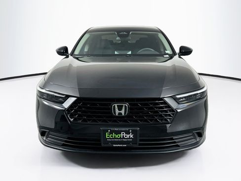 Used 2025 Honda Accord LX image 2