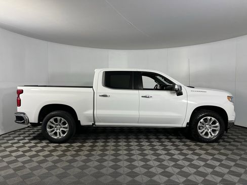 Used 2023 Chevrolet Silverado 1500 LTZ image 3