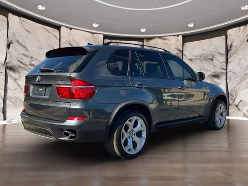 Used 2013 BMW X5 xDrive35i w/ Convenience Pkg image 3