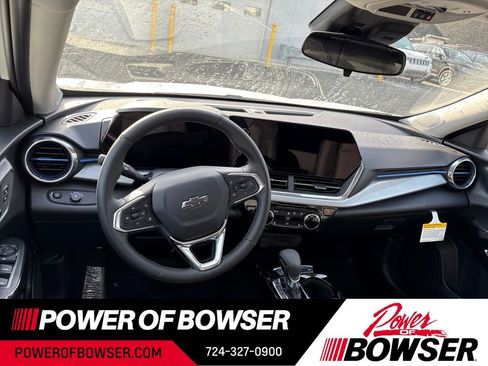 New 2026 Chevrolet Trax LT w/ Midnight Edition image 6