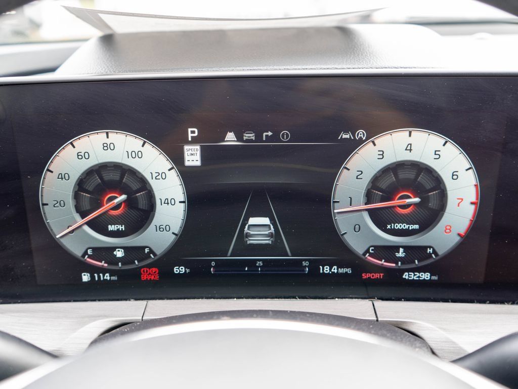 Certified 2024 Kia Telluride SX X-Line AWD/4WD image 23
